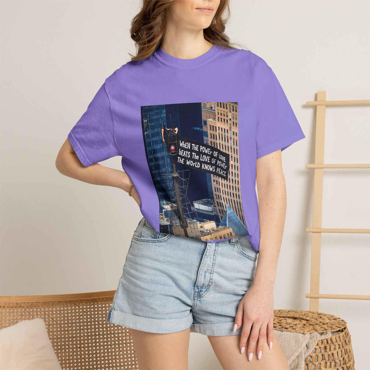 T-shirt Comfort Colors® « When The Power of Love Beats The Love of Power The World Knows Peace », t-shirt « arrested for love »