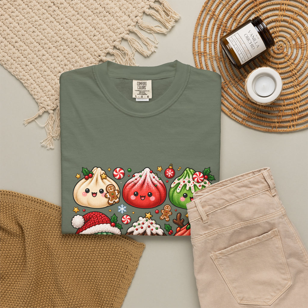 T-shirt de Noël mignon « Comfort Colors® » avec raviolis, cadeau kawaii pour amateur de cuisine pour les fêtes, pour les fans de raviolis, cadeau gourmand de Noël mignon