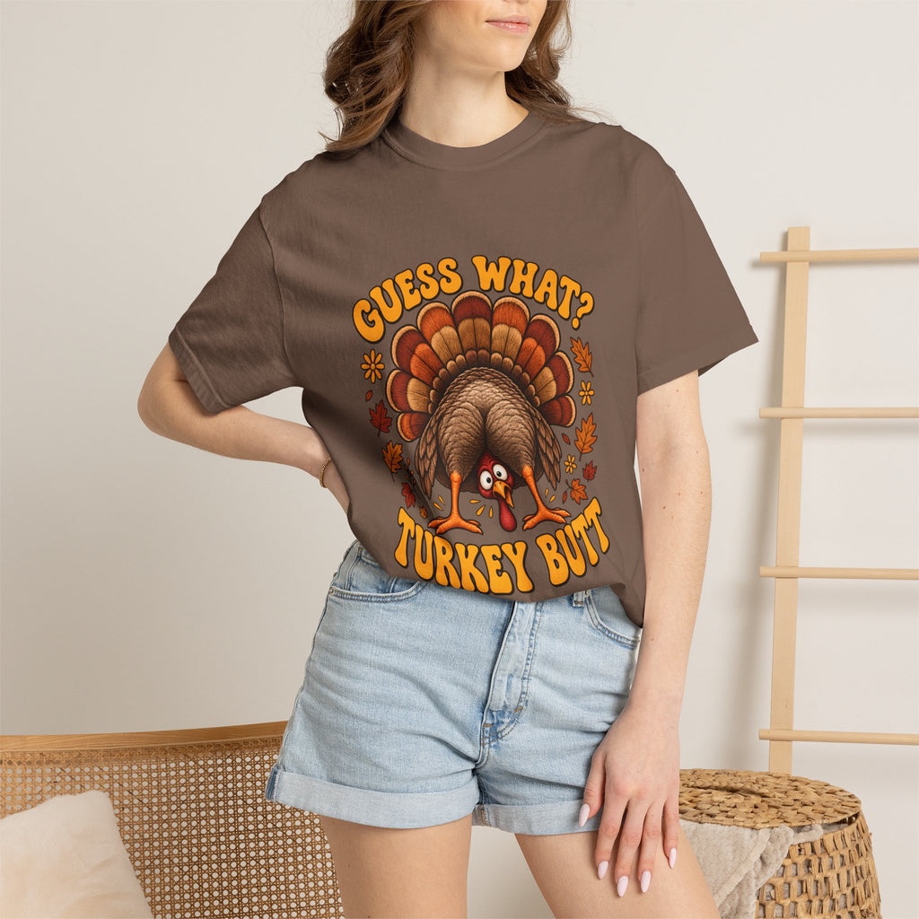 Camiseta Comfort Colors® "Guess What Turkey Butt", regalo divertido de Acción de Gracias con pavo, regalo retro con humor para la cena de otoño, camiseta gráfica familiar para Acción de Gracias