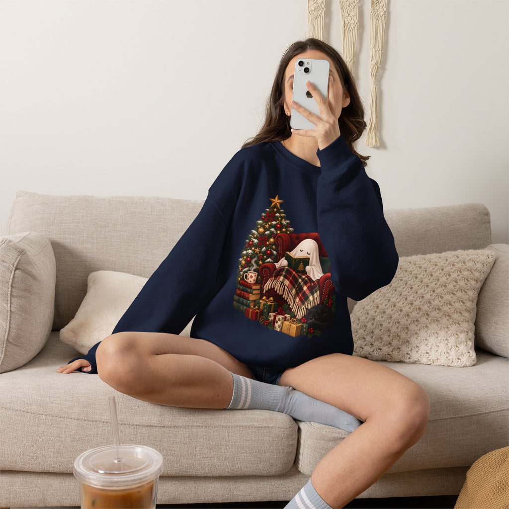 Sweat-shirt de Noël confortable avec fantôme, cadeau de fêtes pour amateur de livres, sweat-shirt graphique de lecture de Noël effrayant, joli cadeau sur le thème du livre « Ghostmas »