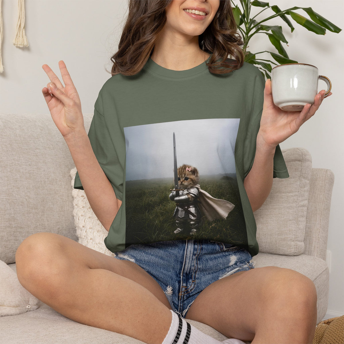 Comfort Colors® Knight Cat with Vintage T-shirt, Meme Kitten T-shirt, Funny Medieval Cat Tee, Cat Lover Gift