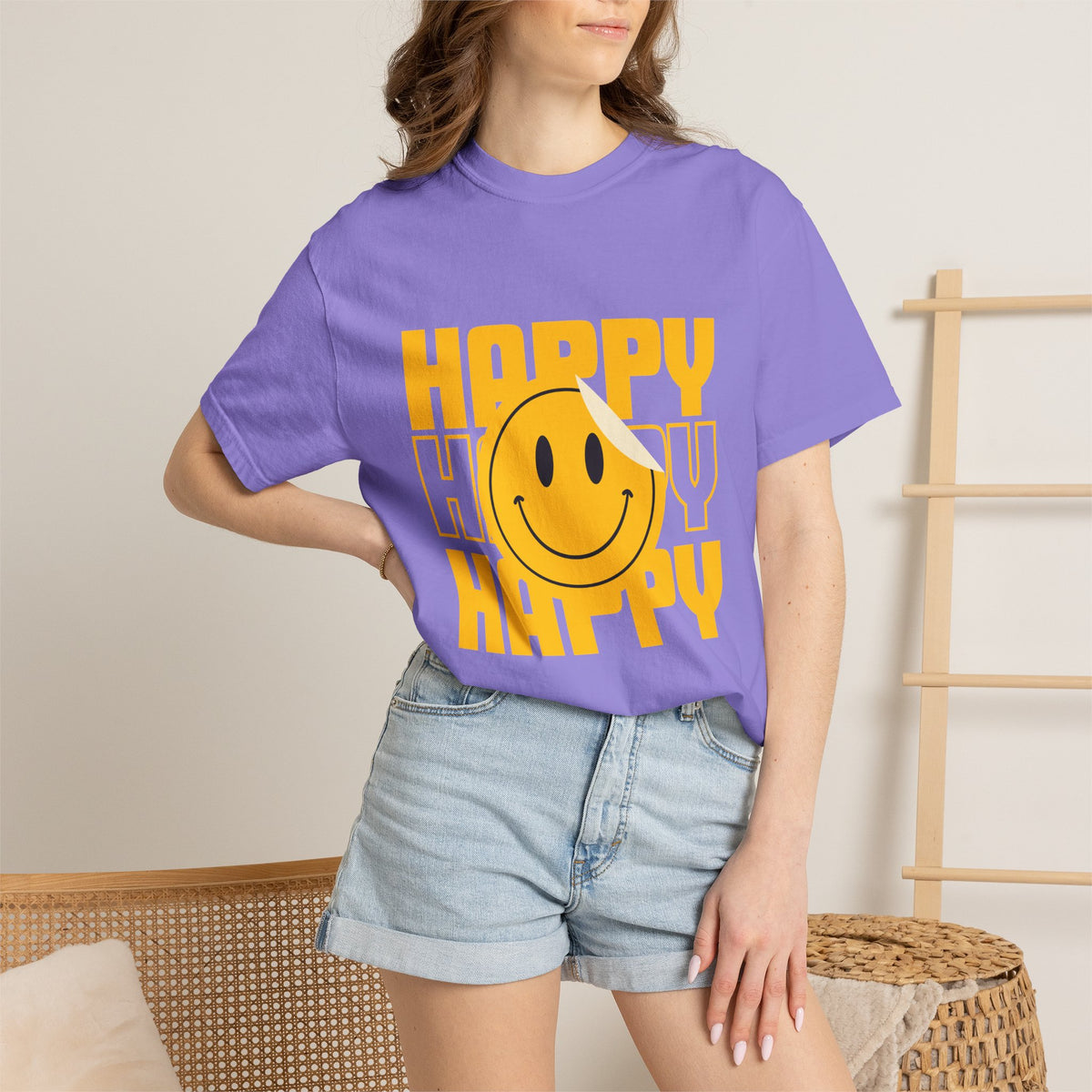 Comfort Colors® Retro Happy Smiley Face Shirt, 70s Vintage Smile Tee, Positive Vibes T-Shirt, Y2K Nostalgia Gift, Good Vibes Only