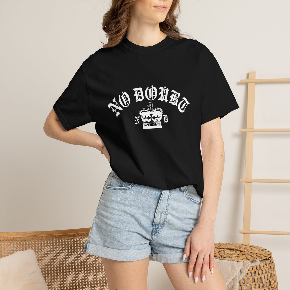Comfort Colors® No Doubt Crown Graphic T-Shirt