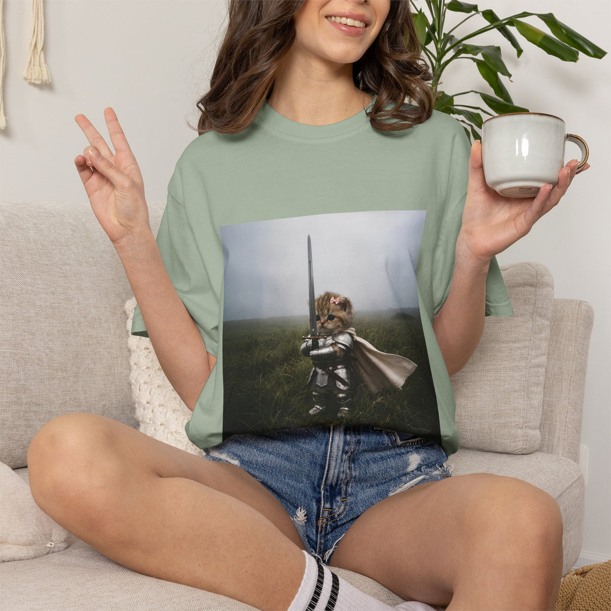 Comfort Colors® Knight Cat with Vintage T-shirt, Meme Kitten T-shirt, Funny Medieval Cat Tee, Cat Lover Gift