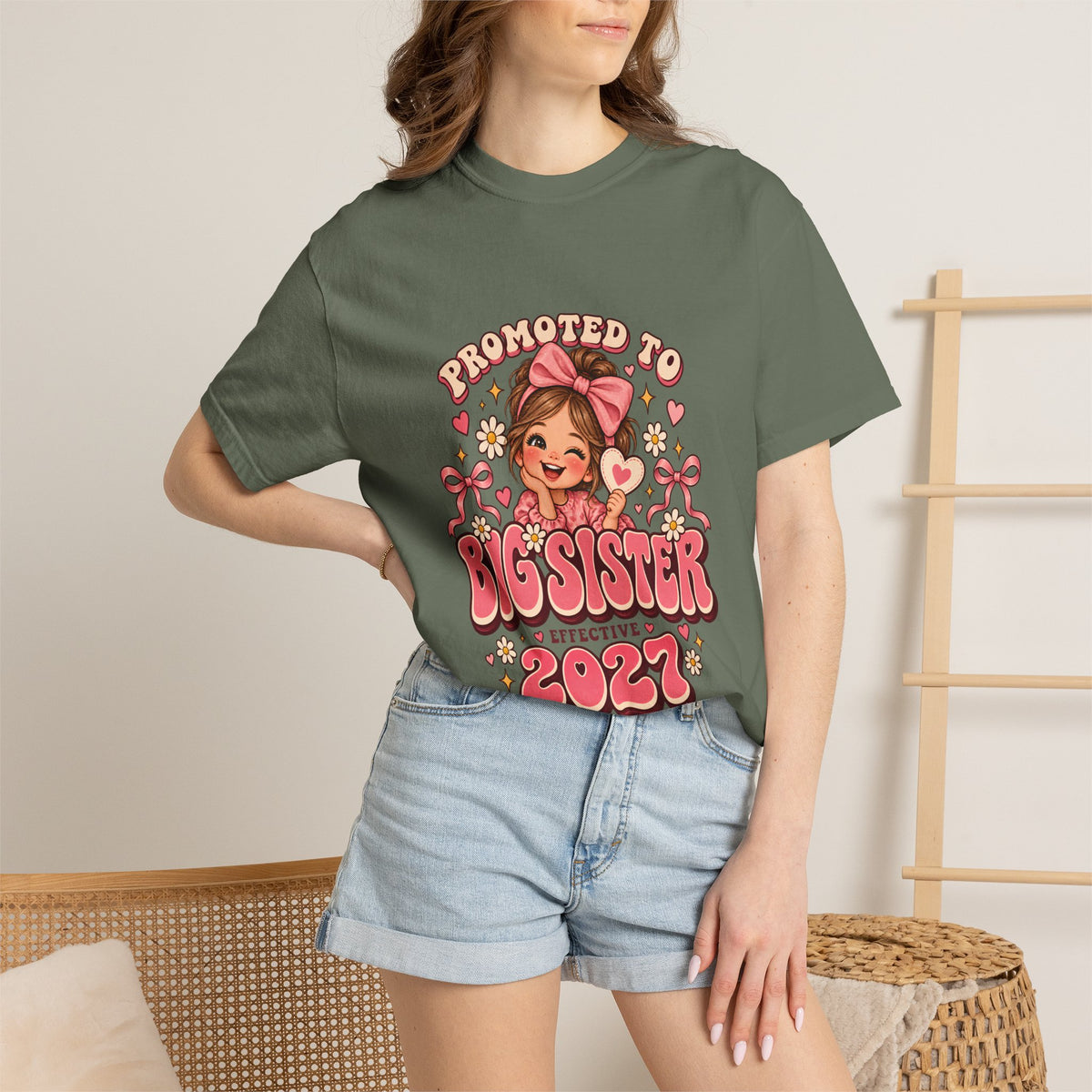 T-shirt Comfort Colors® « Promue grande sœur » effectif en 2027, cadeau d'annonce de nouvelle fratrie, t-shirt graphique pour annonce de grossesse grande sœur