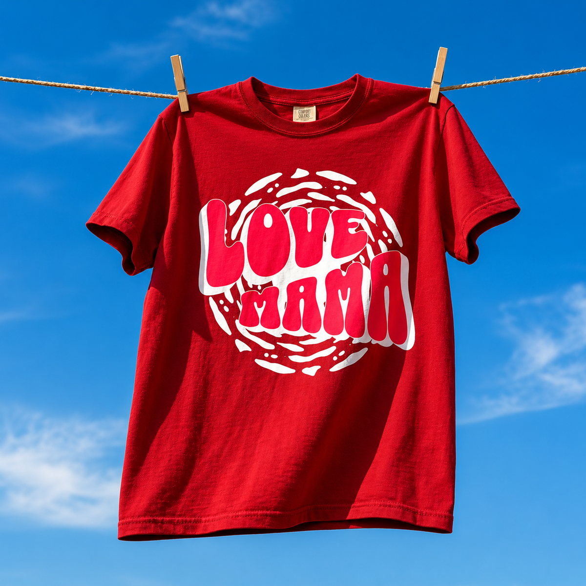 T-shirt Comfort Colors® Love Mama, T-shirt maman tendance, T-shirt Mom Life, T-shirt graphique oversize pour maman, T-shirt Cool Mom Club, cadeau pour la fête des mères
