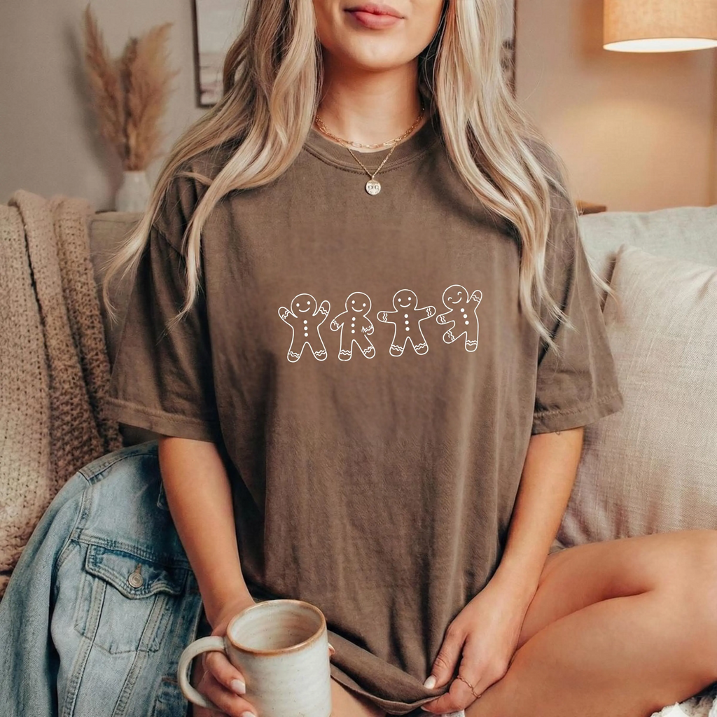 T-shirt Comfort Colors® Pain d'épices, cadeau mignon pour amateur de biscuits de Noël, cadeau amusant pour famille pain d'épices, t-shirt minimaliste avec motif pâtisserie de Noël