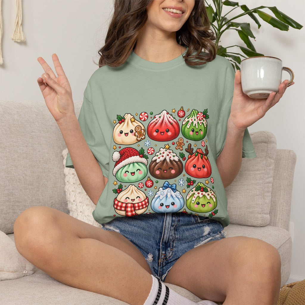 T-shirt de Noël mignon « Comfort Colors® » avec raviolis, cadeau kawaii pour amateur de cuisine pour les fêtes, pour les fans de raviolis, cadeau gourmand de Noël mignon