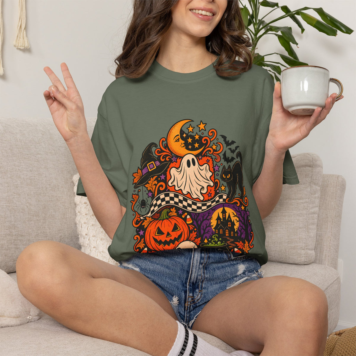 Comfort Colors® Vintage Halloween Shirt, Black Cat Skull Graphic Tee, Spooky Season Sweatshirt, Retro Halloween Season Gift