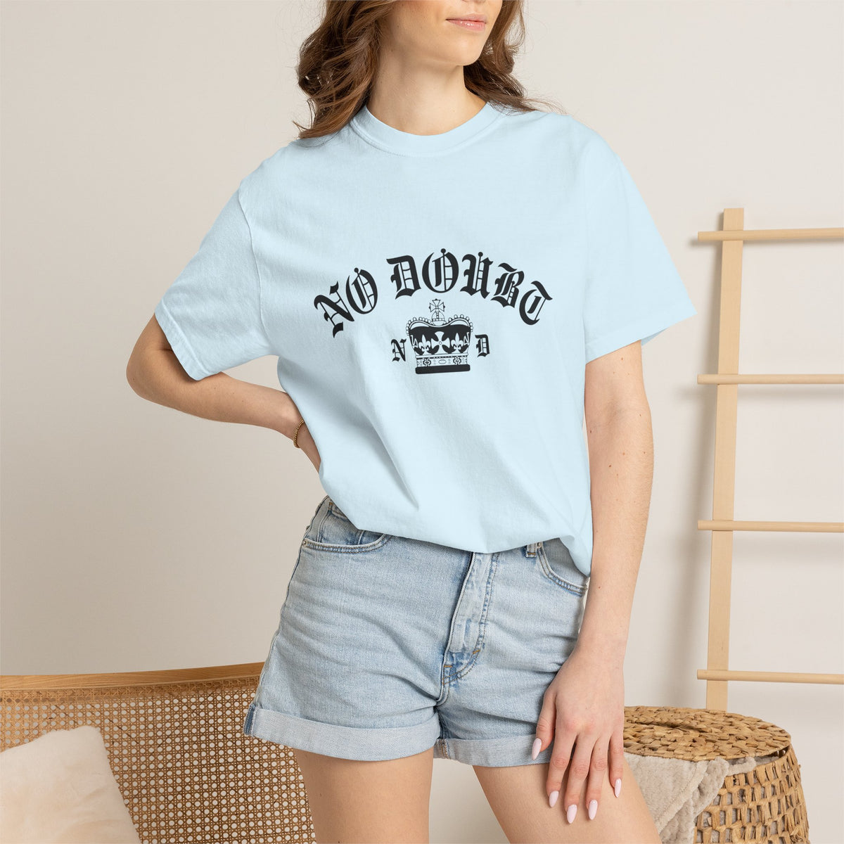 Comfort Colors® No Doubt Crown Graphic T-Shirt