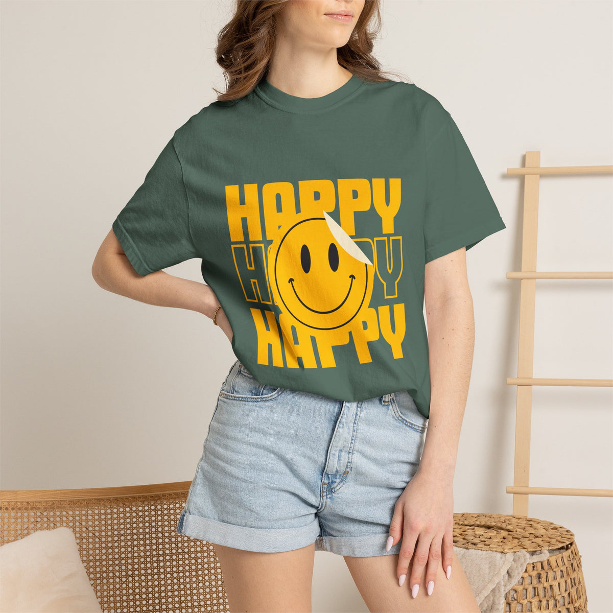 Comfort Colors® Retro Happy Smiley Face Shirt, 70s Vintage Smile Tee, Positive Vibes T-Shirt, Y2K Nostalgia Gift, Good Vibes Only