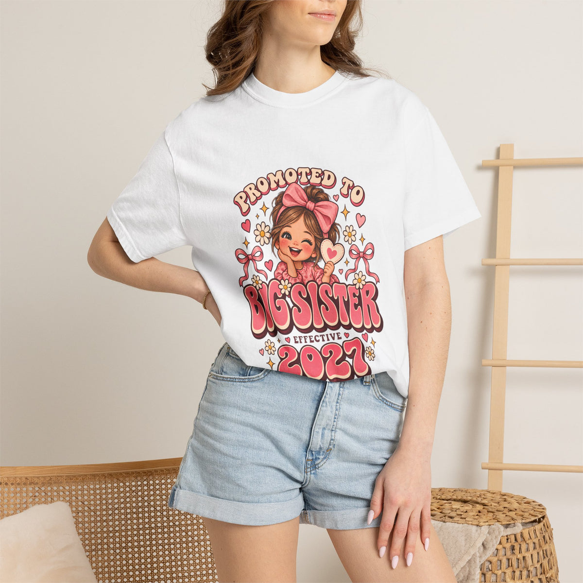 T-shirt Comfort Colors® « Promue grande sœur » effectif en 2027, cadeau d'annonce de nouvelle fratrie, t-shirt graphique pour annonce de grossesse grande sœur