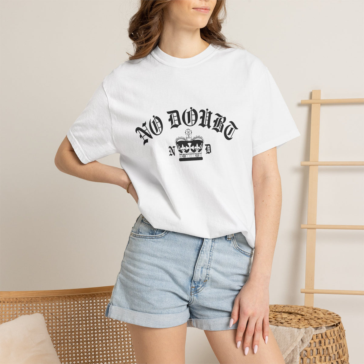 Comfort Colors® No Doubt Crown Graphic T-Shirt