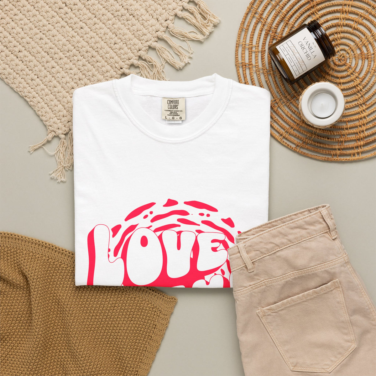 T-shirt Comfort Colors® Love Mama, T-shirt maman tendance, T-shirt Mom Life, T-shirt graphique oversize pour maman, T-shirt Cool Mom Club, cadeau pour la fête des mères